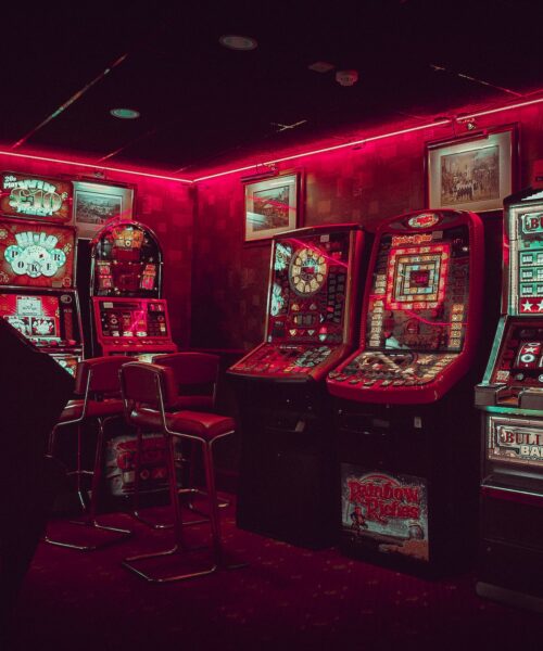 Så här Väljer du Rätt Insatsnivå när du Spelar Slots – Tips & Råd
